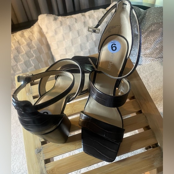 Calvin Klein 9 M, Dark Brown Sheryl Ankle Strap, Block Heel, Squared Toe Sandals - Picture 3 of 16